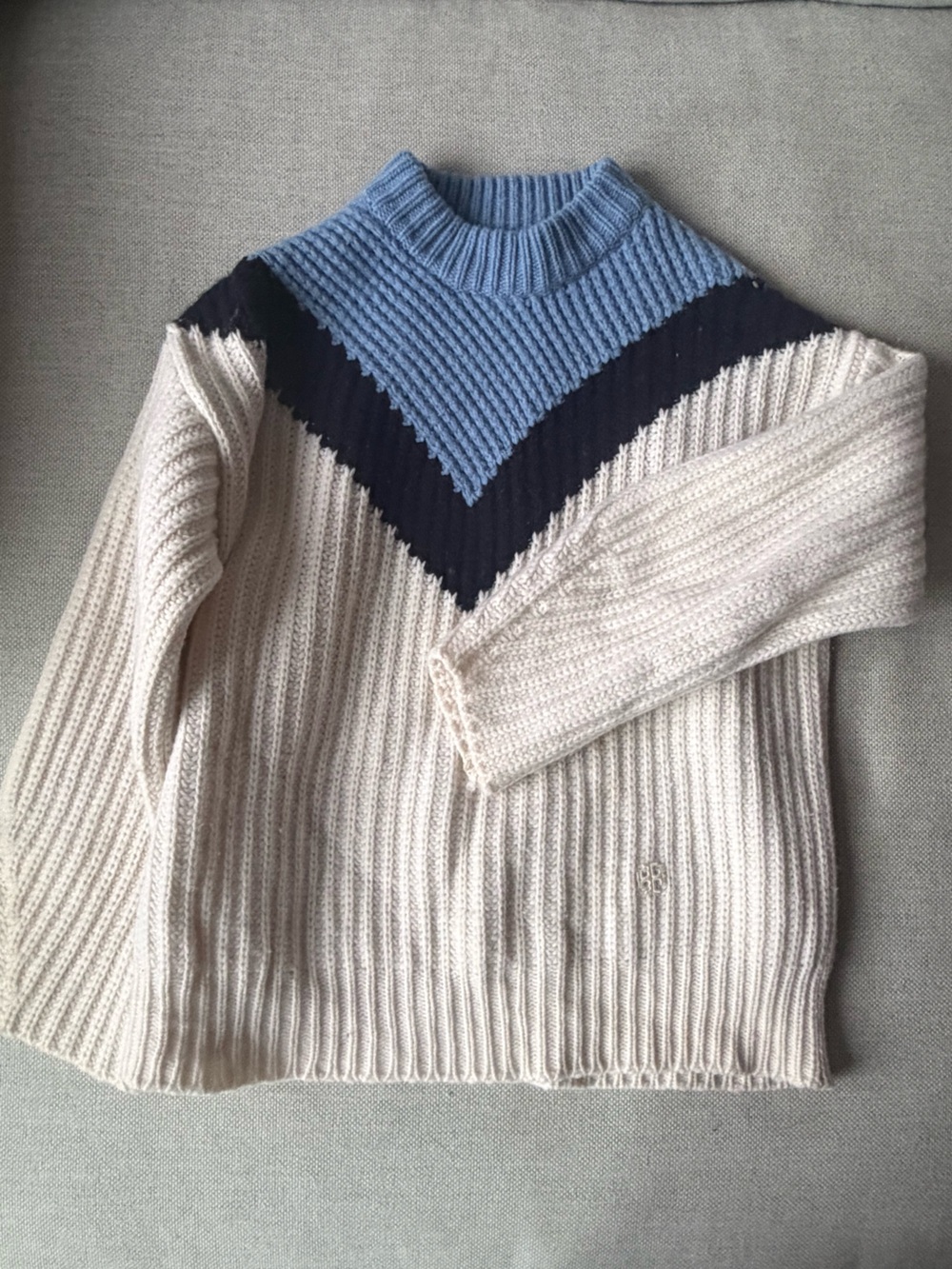 Tory Sport Cream V-Neck Ribbed Sweater with Light Blue and Navy Trim